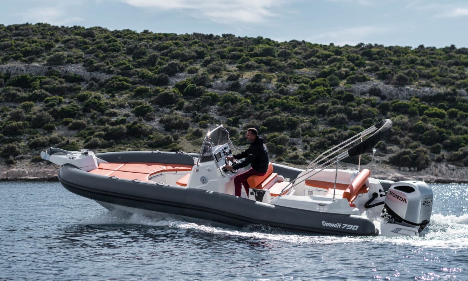 Marlin Boats Marlin Dynamic 790